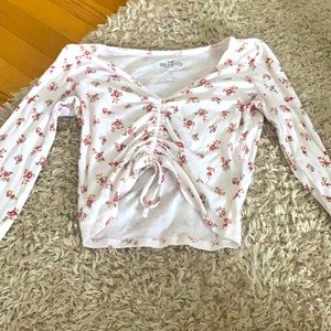 Hollister white floral long sleep crop top very thin fabric and size small